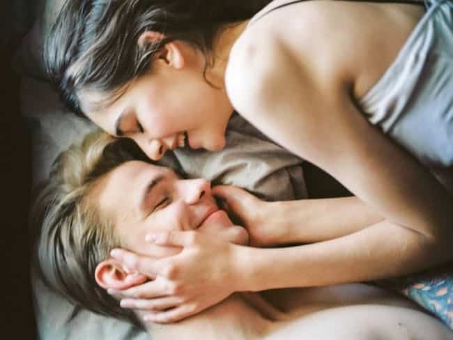 6 Ways Poor Sleep Can Sink Your Relationship