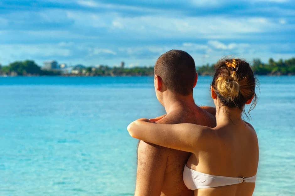 7 Reasons Why Couples Who Travel Together, Stay Together